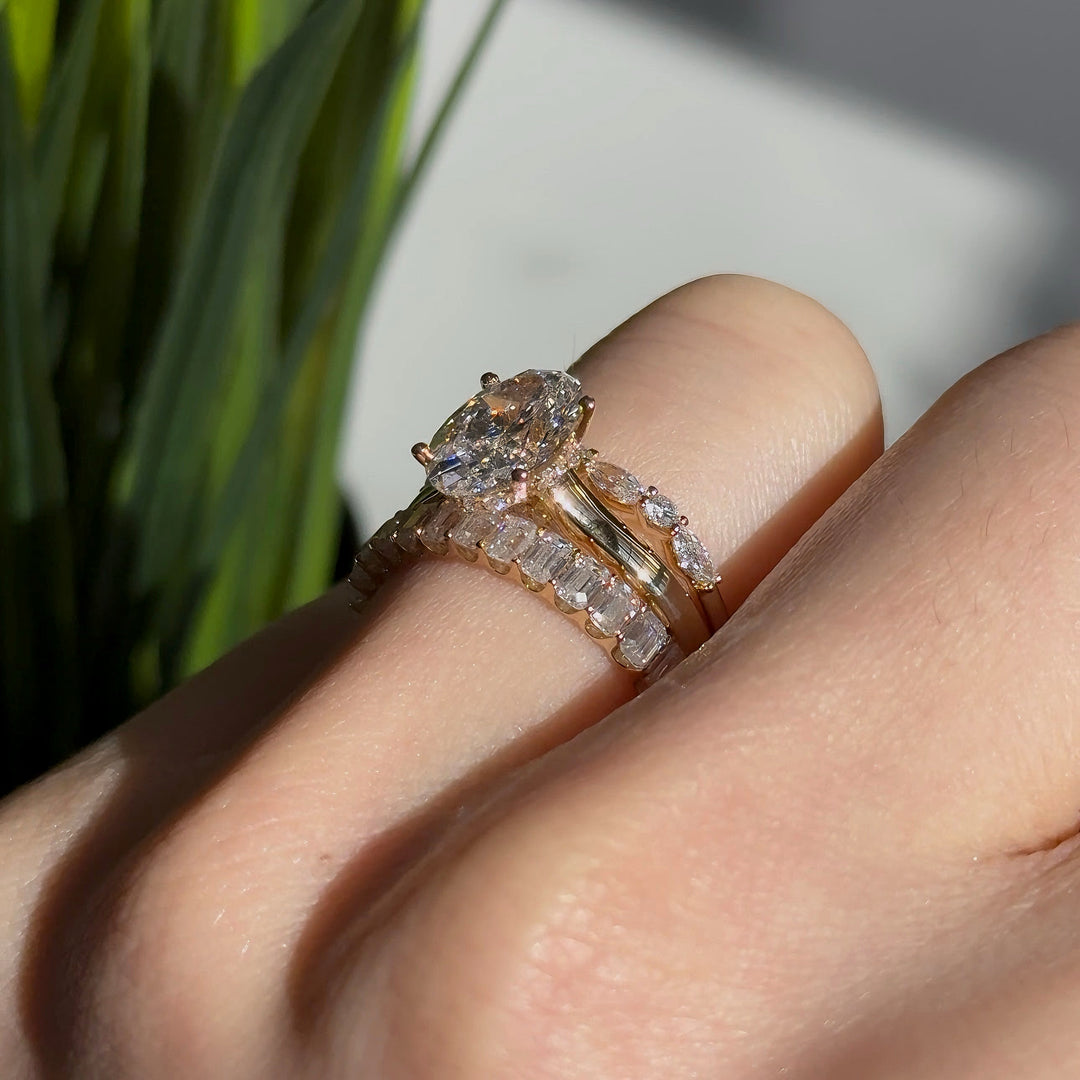 1.50ctw Emerald Diamond Half-Eternity Band Ring in Yellow Gold (2.5mm)