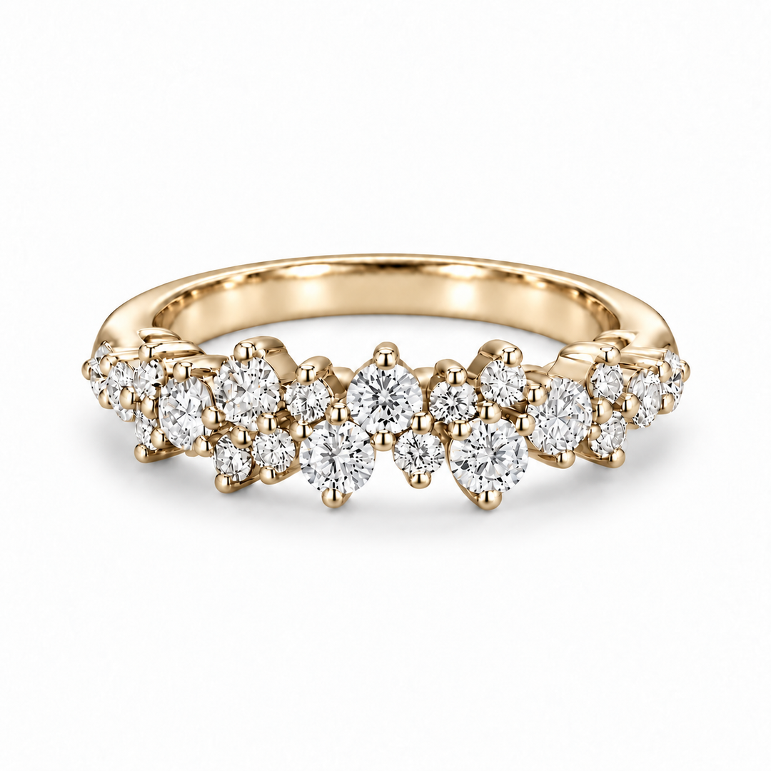 0.53ctw Diamond Cluster Wedding Band (4mm) in yellow gold