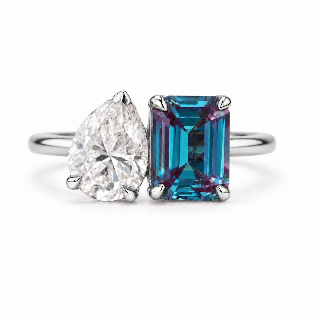 The Elysia — Alexandrite & Diamond Toi et Moi Ring in platinum