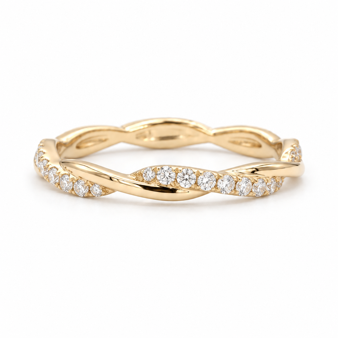 The Vine Twist — 1.8mm Diamond Wedding Band (0.20ctw) in yellow gold
