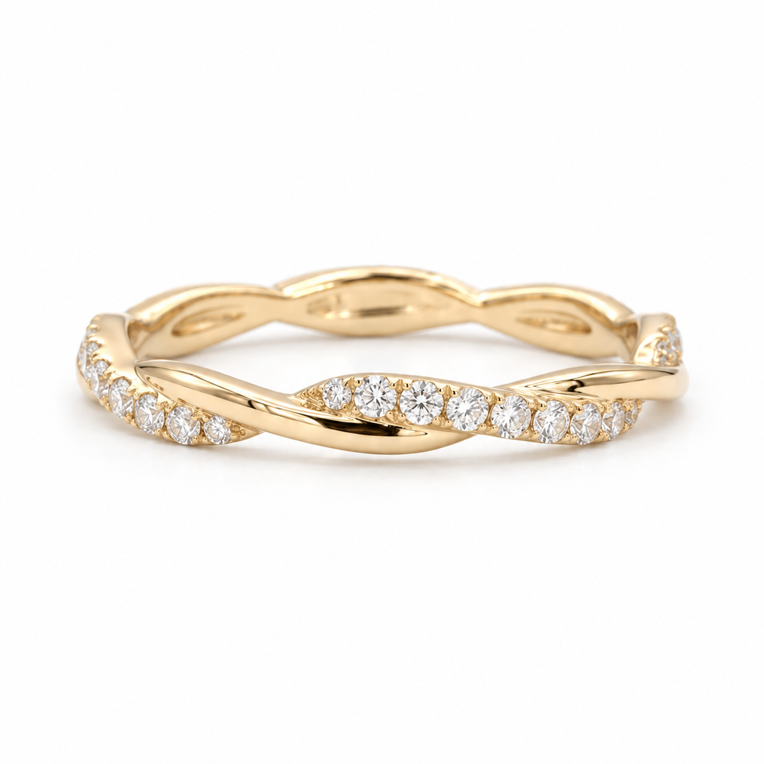 The Vine Twist — 1.8mm Diamond Wedding Band (0.20ctw) in yellow gold
