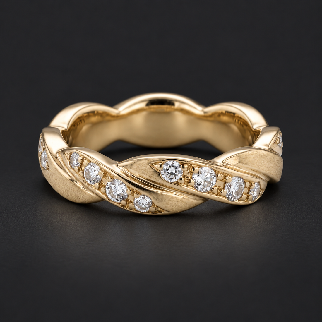 The Vine Twist — 5mm Diamond Wedding Band in yellow gold