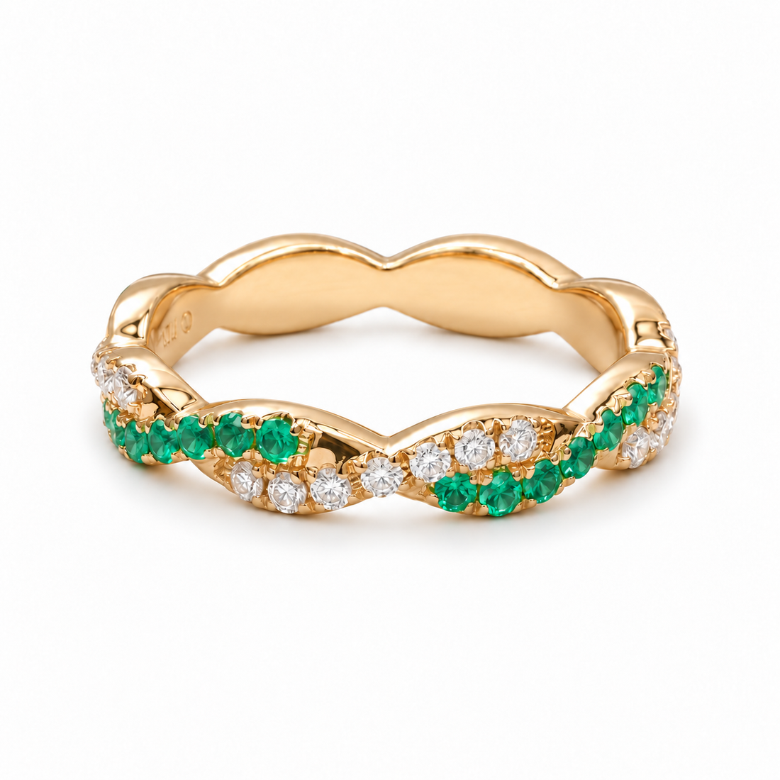Colombian Emerald & Diamond Twist Band (3.2mm, 0.756ctw) in yellow gold