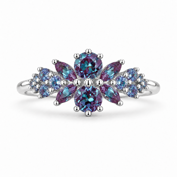 Roseraie Full Alexandrite Ring in platinum