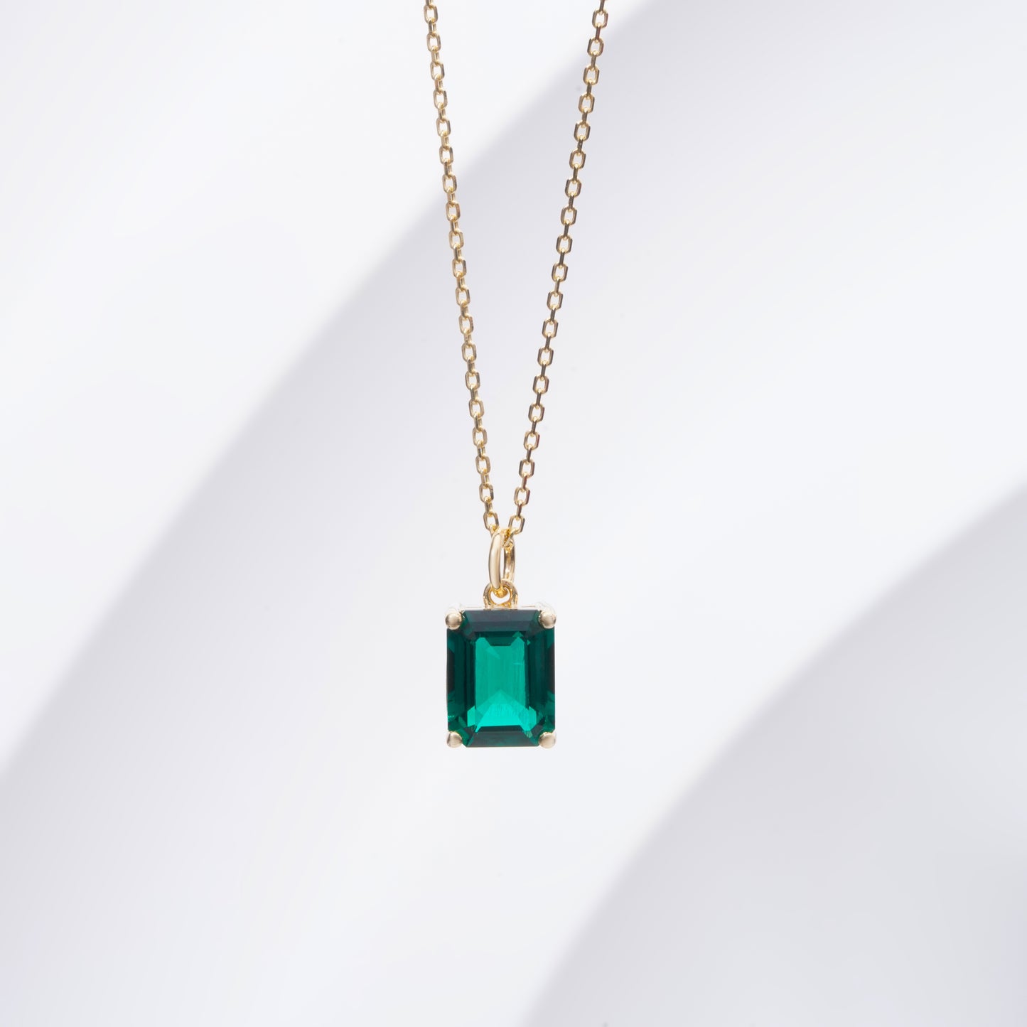 7*9mm, 2ct Emerald Cut Green Emerald Pendant Necklace in 14K Solid Yellow Gold