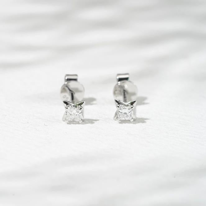 0.40ct Lab-Diamond Princess Flower Stud Earrings in 18K Solid Yellow Gold