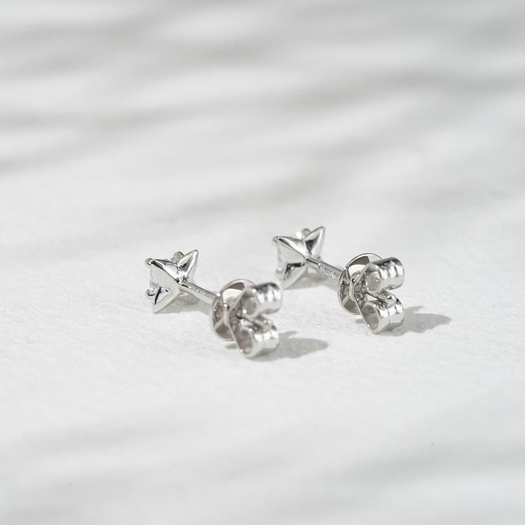 0.40ct Lab-Diamond Princess Flower Stud Earrings in 18K Solid Yellow Gold