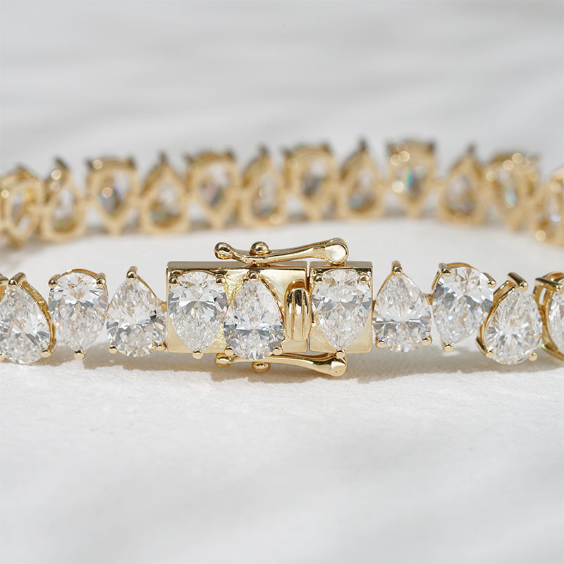 7mm, 22ct Pear Cut Interlocking Diamond Tennis Bracelet in 18K Solid Yellow Gold