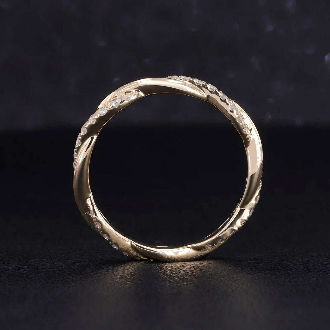 1.3mm Diamond Twist Wedding Band in 14K/18K Yellow Gold (0.20ctw)