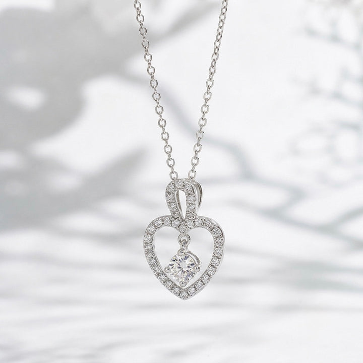 3.9mm, 0.45ct Round Cut Lab Diamond Pavé-Heart Pendant Necklace