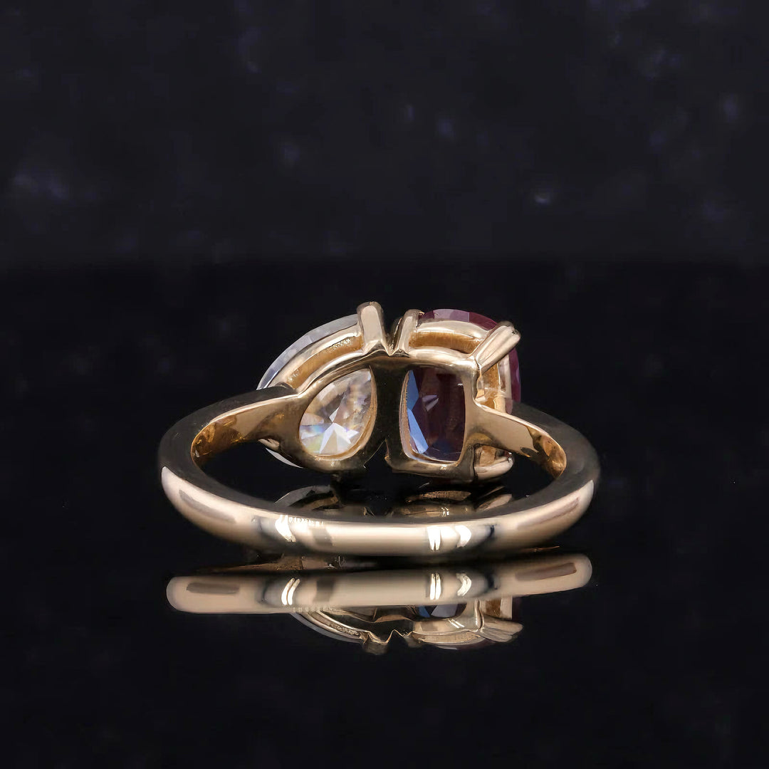 6x8mm Cushion Cut Alexandrite & 6x8mm Pear Cut Moissanite Toi Et Moi Ring in 14K/18K Yellow Gold