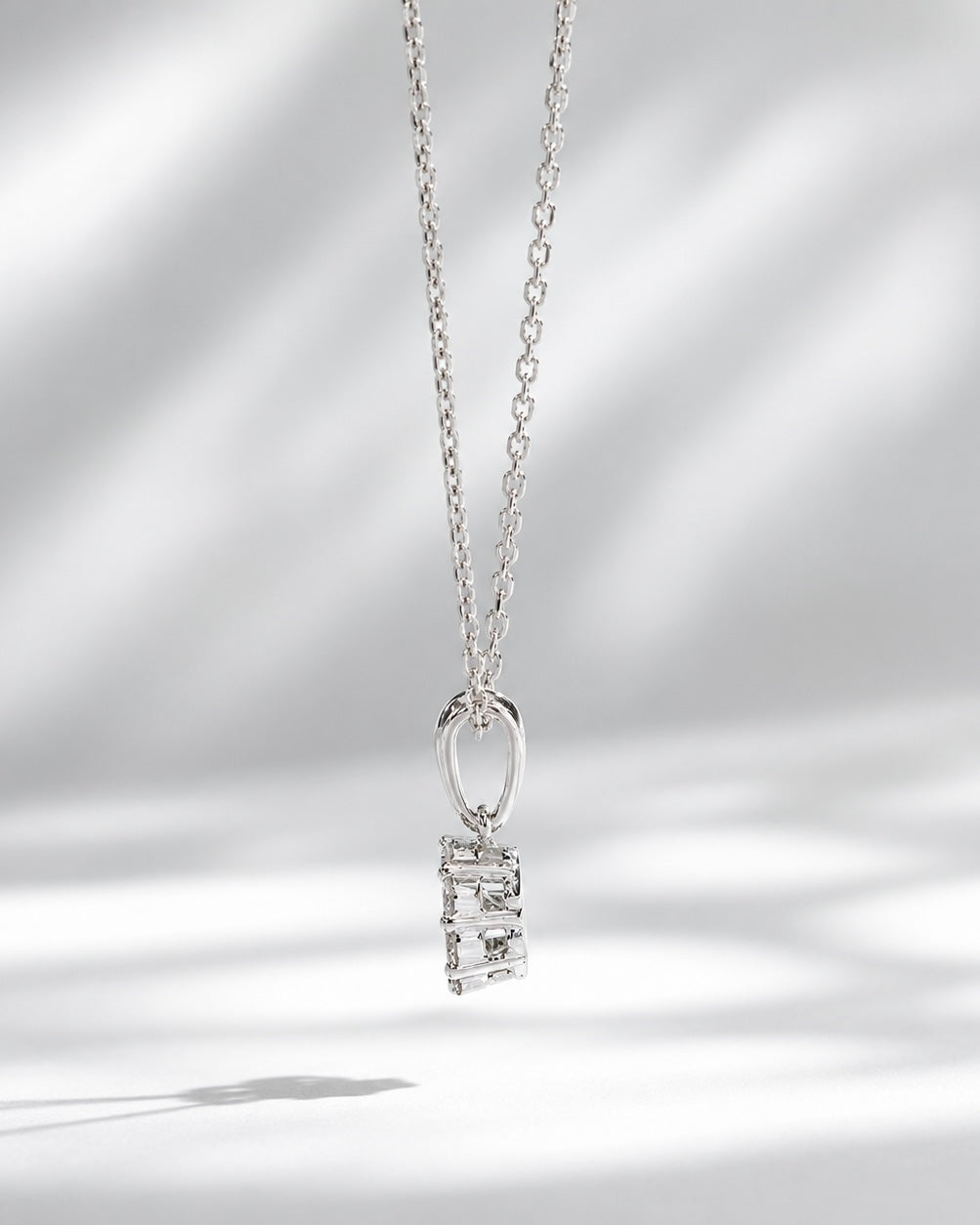 6.4mm, 0.3ct Round Cut Lab Diamond Daisy Flower Pendant Necklace