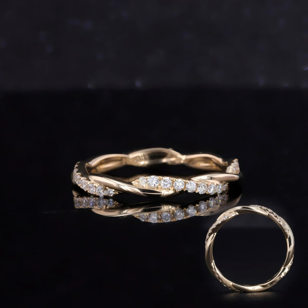 1.3mm Diamond Twist Wedding Band in 14K/18K Yellow Gold (0.20ctw)