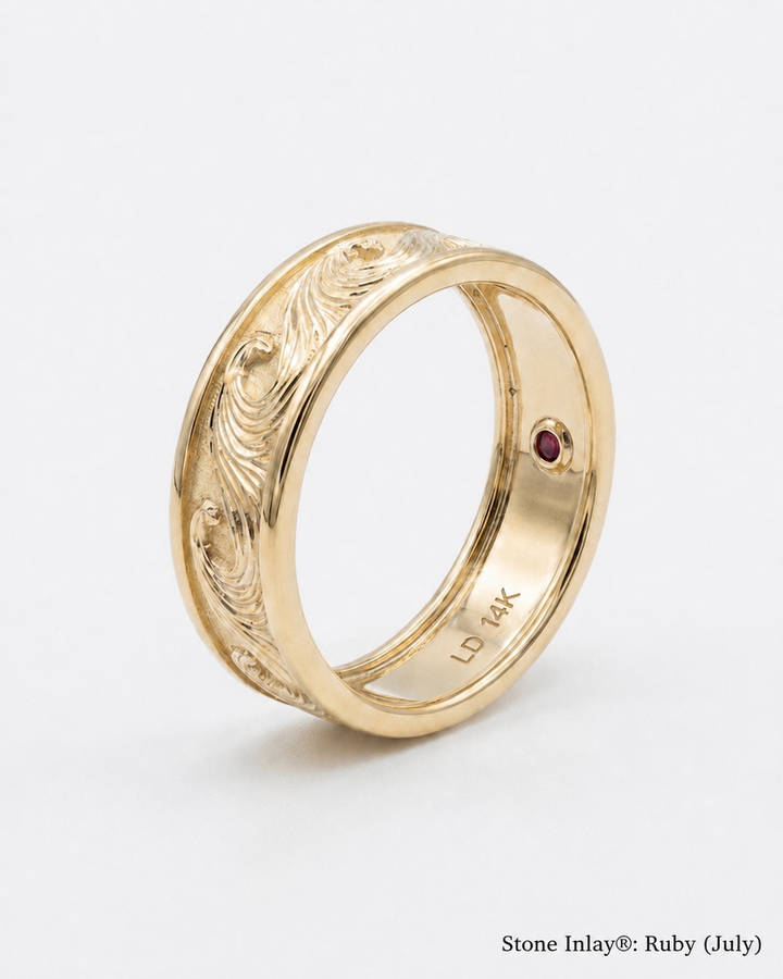 The Kanagawa — 7mm Ocean Wave Solid Gold Wedding Band