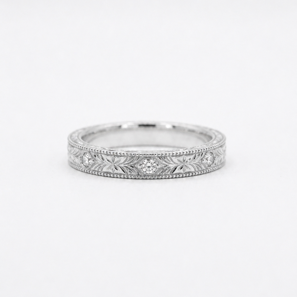 Hand-Carved Diamond Vintage Band (3mm)