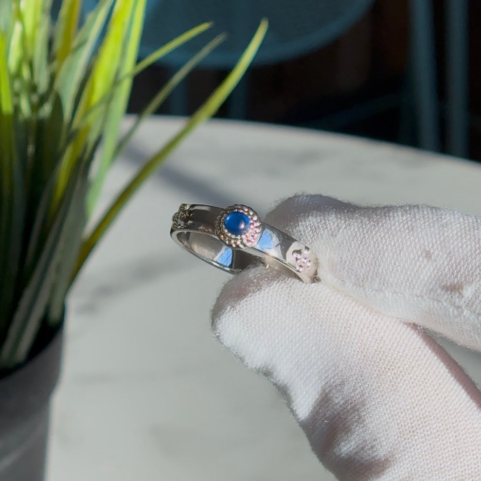 Customized™ 3.5mm, 0.23ct Cabochon Natural Sapphire Ring in 925 Sterling Silver