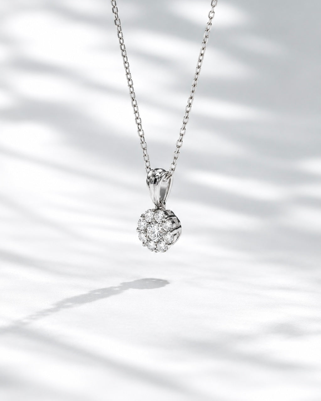 6.4mm, 0.3ct Round Cut Lab Diamond Daisy Flower Pendant Necklace
