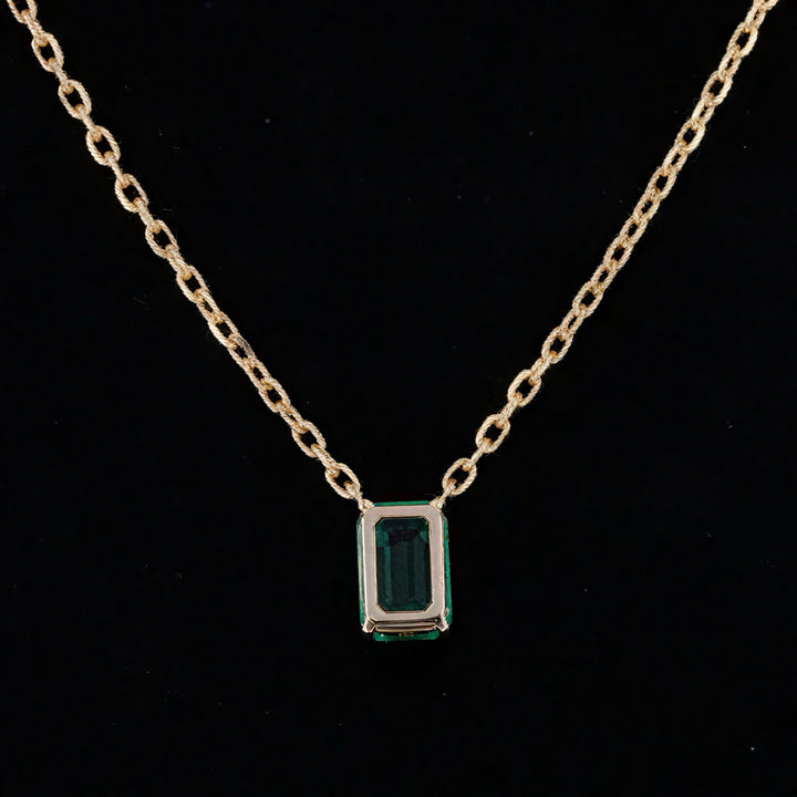5x7mm, 1.00ct Lab-Grown Colombian Emerald Classic Pendant with Rolo Necklace in 14K Yellow Gold