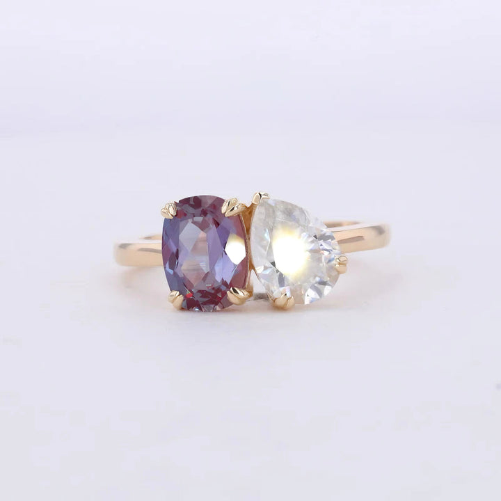 6x8mm Cushion Cut Alexandrite & 6x8mm Pear Cut Moissanite Toi Et Moi Ring in 14K/18K Yellow Gold