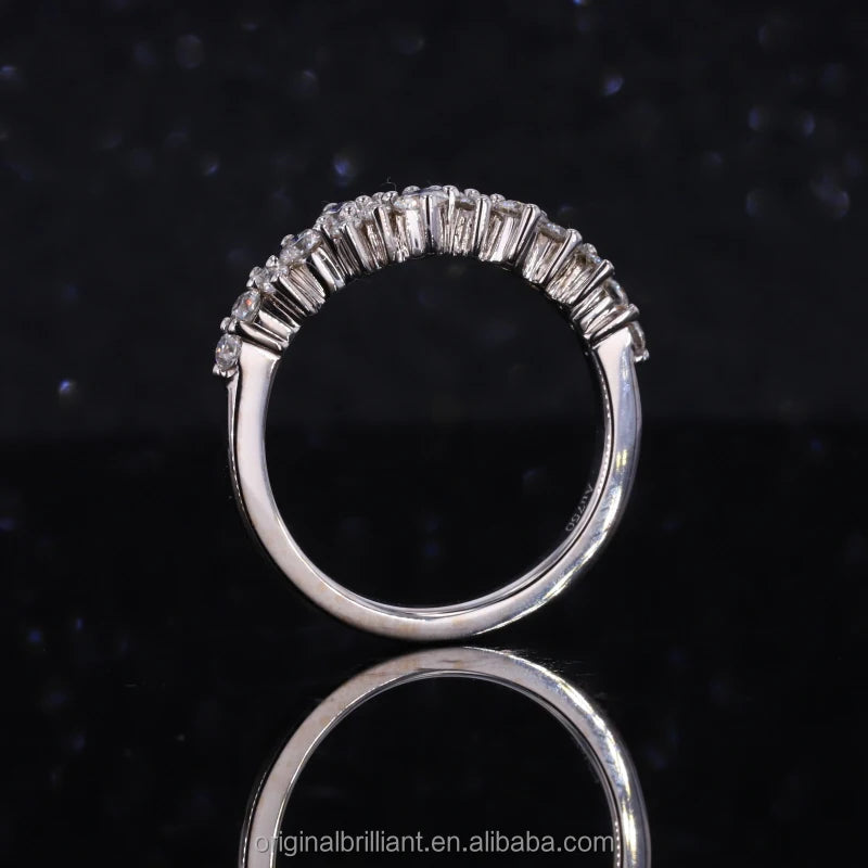 2.5mm Round Cut Moissanite Wedding Ring in 18K Solid White Gold