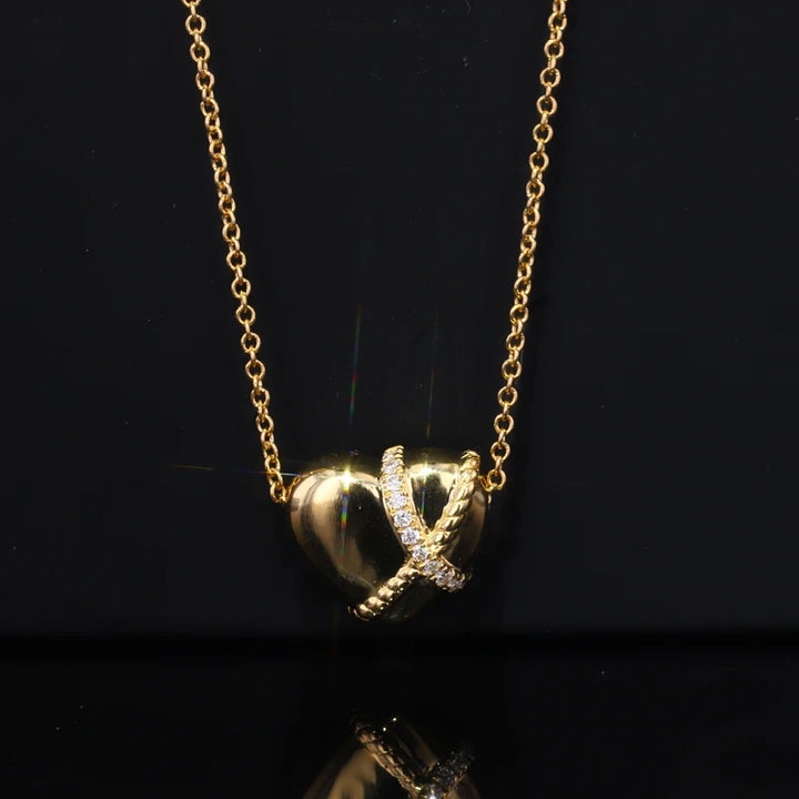 Gold Heart Diamond Pendent Necklace in 18K Solid Yellow Gold