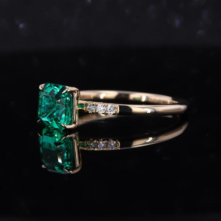 7x7mm, 1.50ct Asscher Lab-Grown Zambian Emerald with Diamond Accent Ring in Yellow Gold