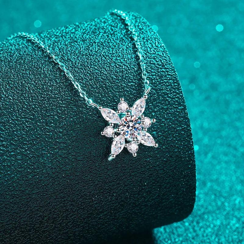 Flower Shaped 0.5ct Moissanite Pendant Necklace in Platinum Plated 925 silver