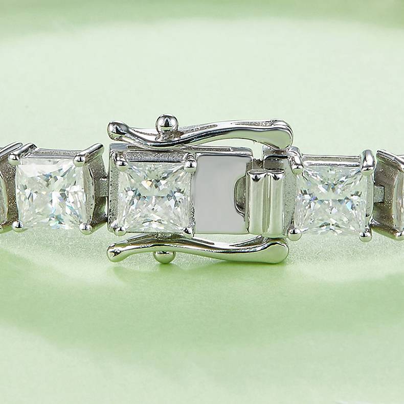 4.5mm 0.5ct D color, VVS Cluster Princess Moissanite Tennis Bracelet in White Gold-Plated 925 Sterling Silver Tennis Bracelet