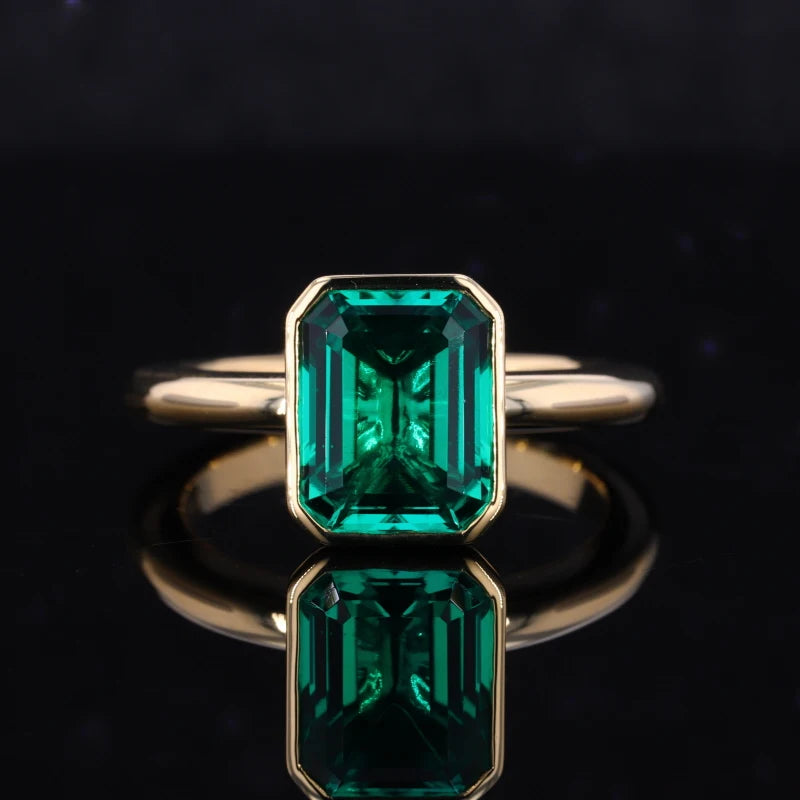 8*12mm Emerald Cut Emerald Solitaire Bezel Set Ring in 18K Solid Yellow Gold