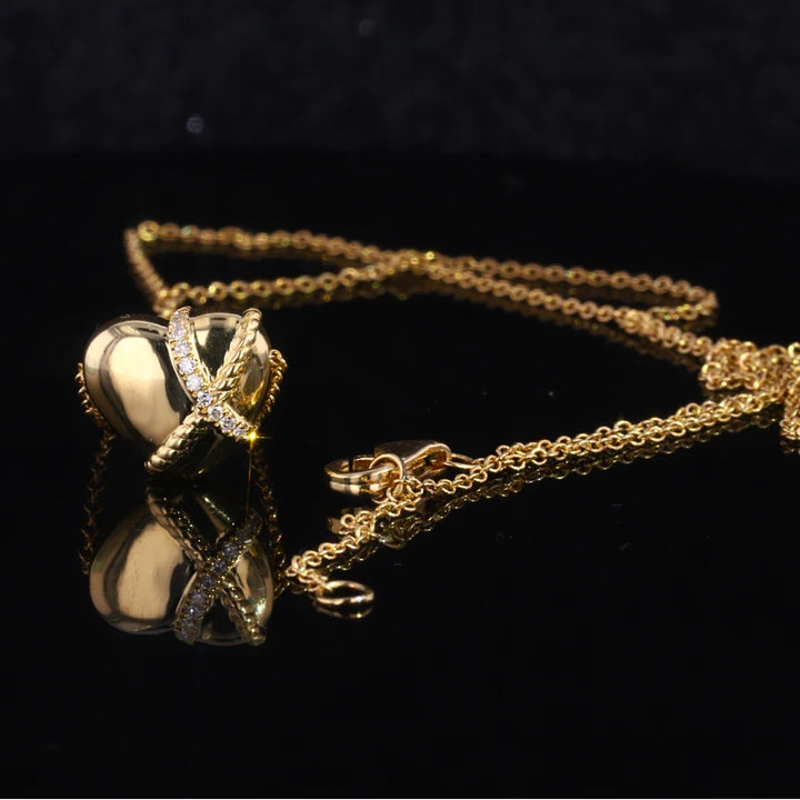 Gold Heart Diamond Pendent Necklace in 18K Solid Yellow Gold