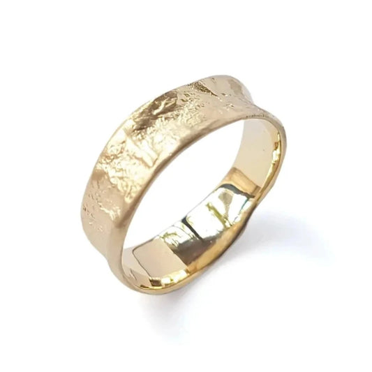 Hammered Gold Band Men's Ring in 14K Yellow Gold