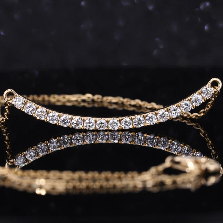 Smile Pendant Diamond Necklace in 18K Yellow Gold