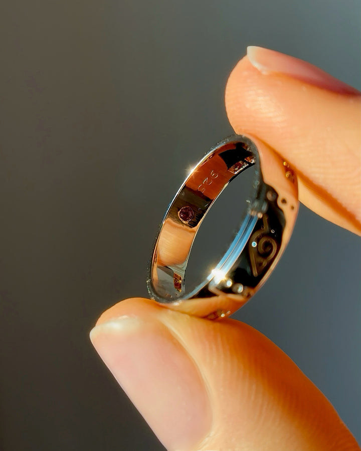 5mm "Fallen Leaf" Orange Sapphire Band Ring in Sterling Silver