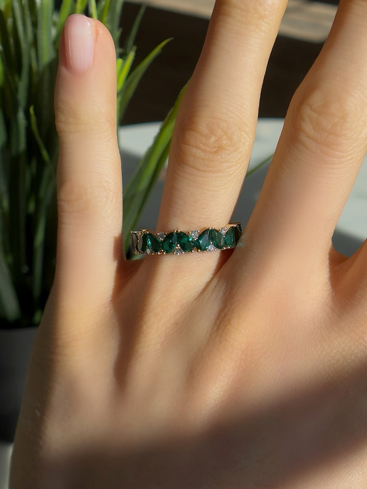 Emerald & Diamond Pear-Cut Eternity Ring in Yellow Gold (2.88ctw)