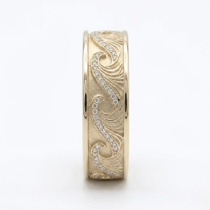 The Kanagawa — 4mm Ocean Wave Solid Gold Wedding Band