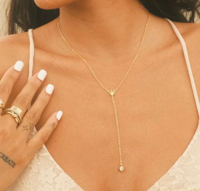Custom Lariat Necklace – 18K Yellow Gold with 1.63 ct Round & 1.52 ct Pear Diamonds