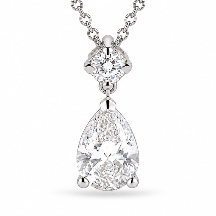 Lumière Drop Pear Lab Diamond Pendant close-up detail, product visualization