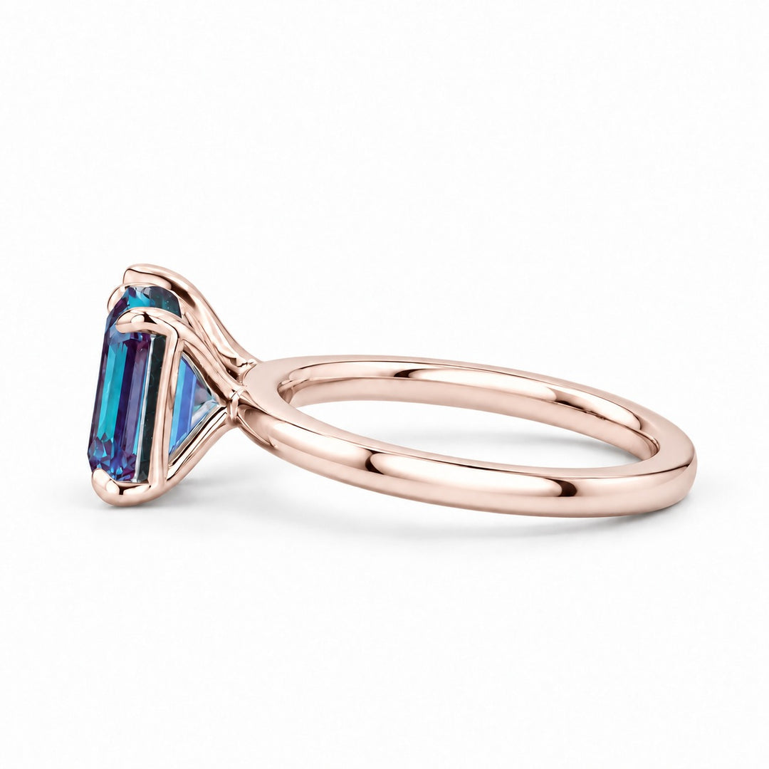 The Elysia — Alexandrite & Diamond Toi et Moi Ring in 14K rose gold, side view