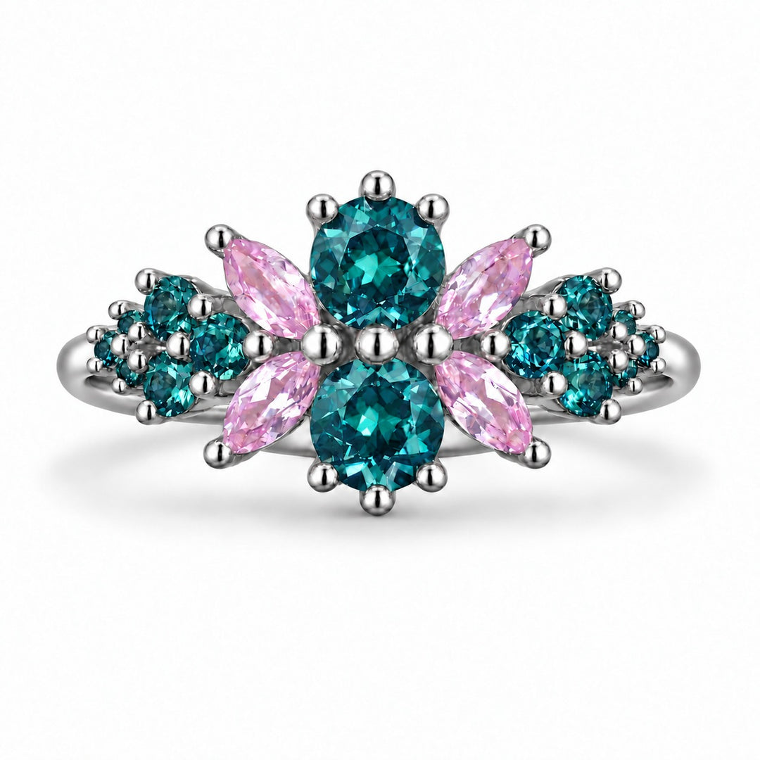 Roseraie Alexandrite & Pink Sapphire Ring in platinum, in daylight