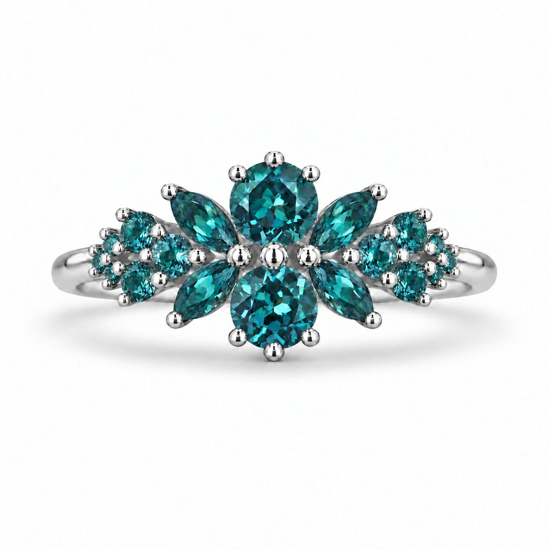 Roseraie Alexandrite & Pink Sapphire Ring in platinum (Full Alexandrite), in daylight