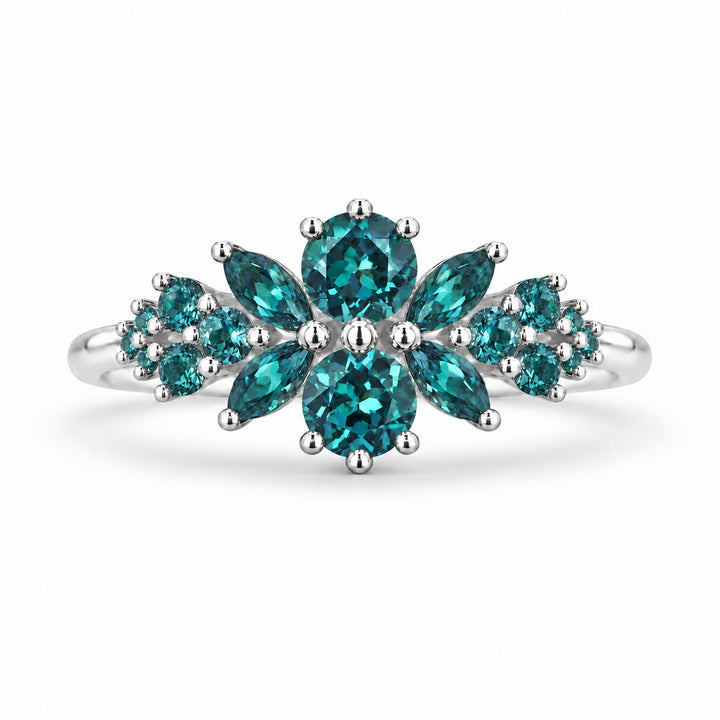 Roseraie Alexandrite & Pink Sapphire Ring in 14K white gold (Full Alexandrite), in daylight