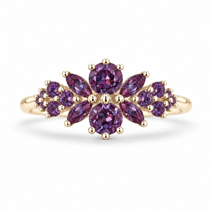 Roseraie Alexandrite & Pink Sapphire Ring in 14K yellow gold (Full Alexandrite), in warm light