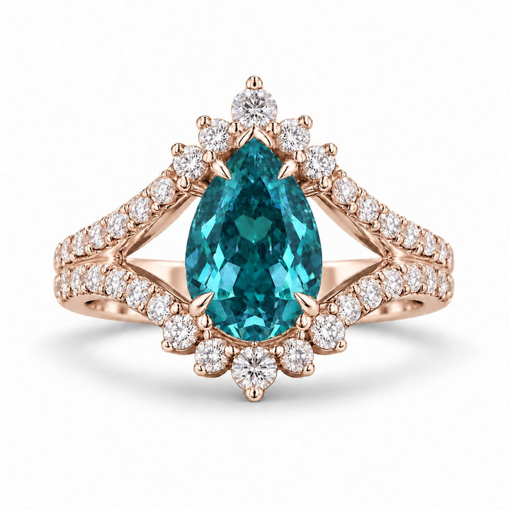 The Eye — Pear Alexandrite Diamond Ring in 14K rose gold, in daylight