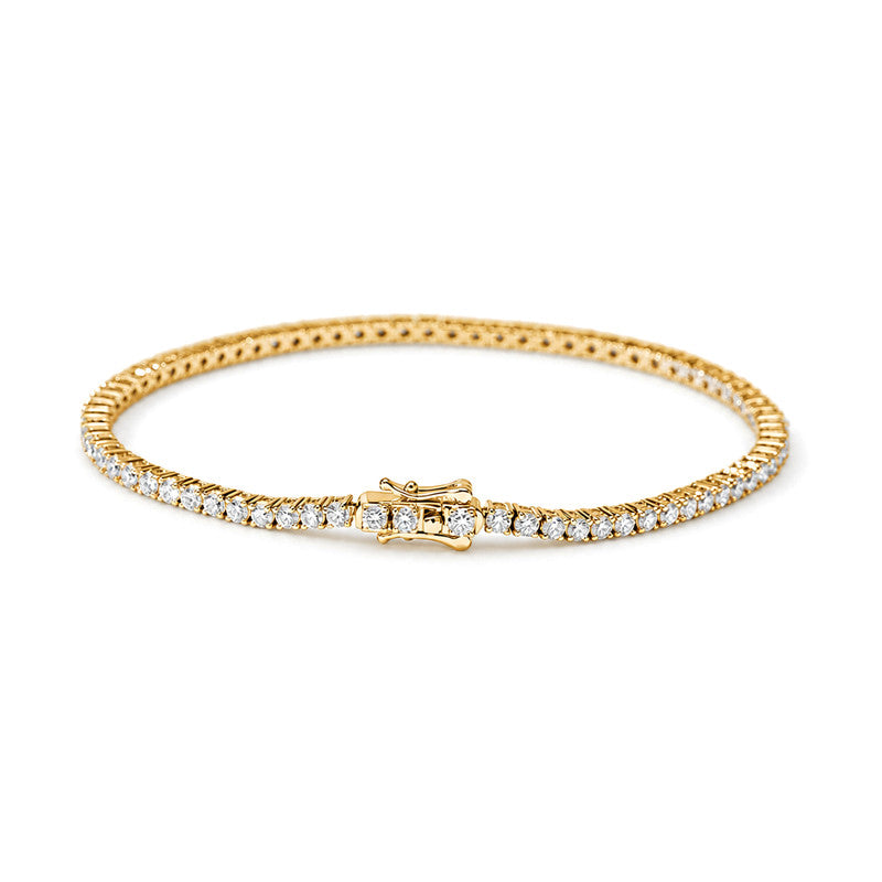 Classic round lab diamond tennis bracelet in 14K yellow gold, clasp detail
