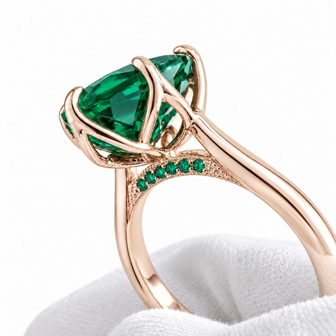 The Lotus Lace — Pear Emerald Ring (Petal Setting) in 14K rose gold, detail