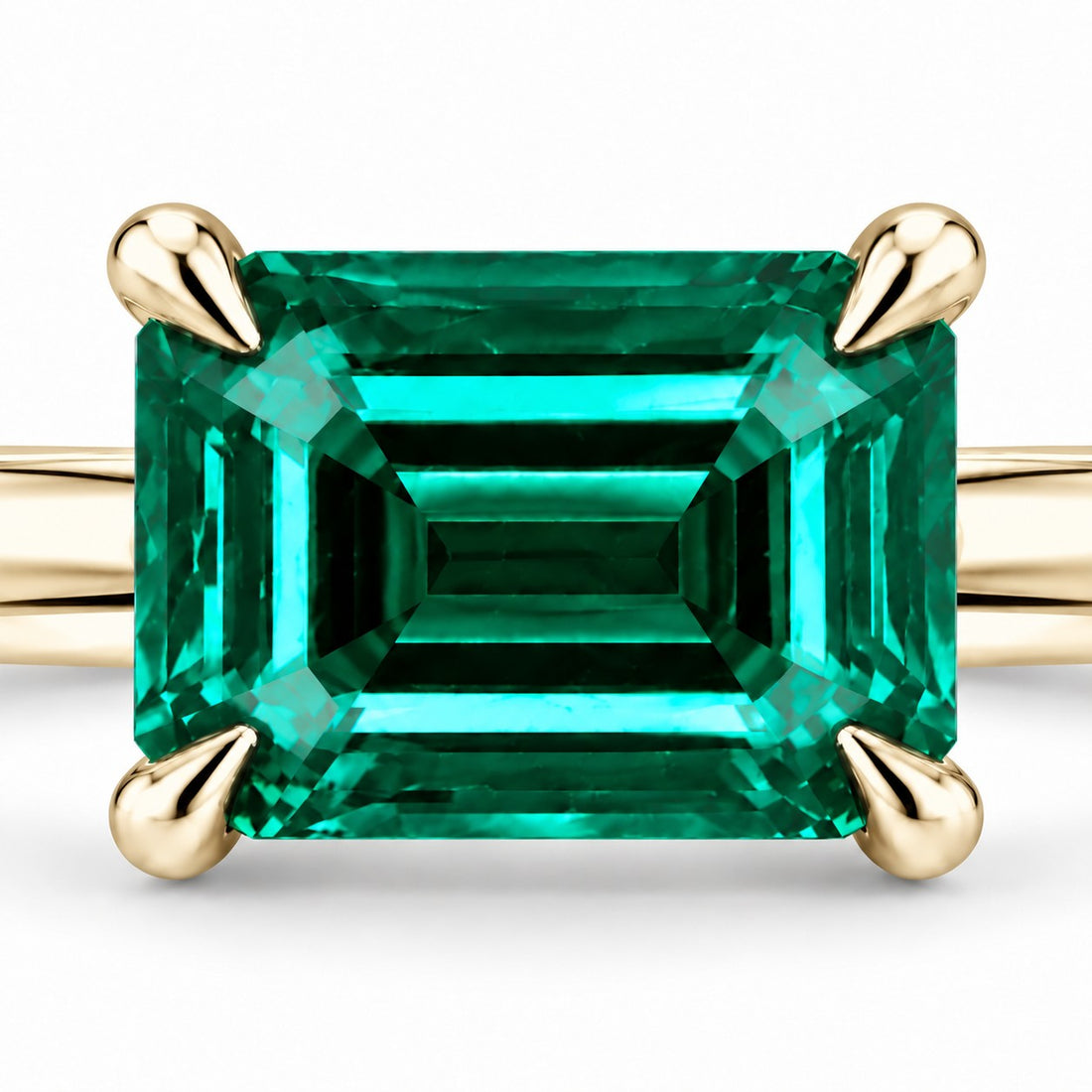 The Linea — Emerald Ring in 14K yellow gold, stone and setting detail