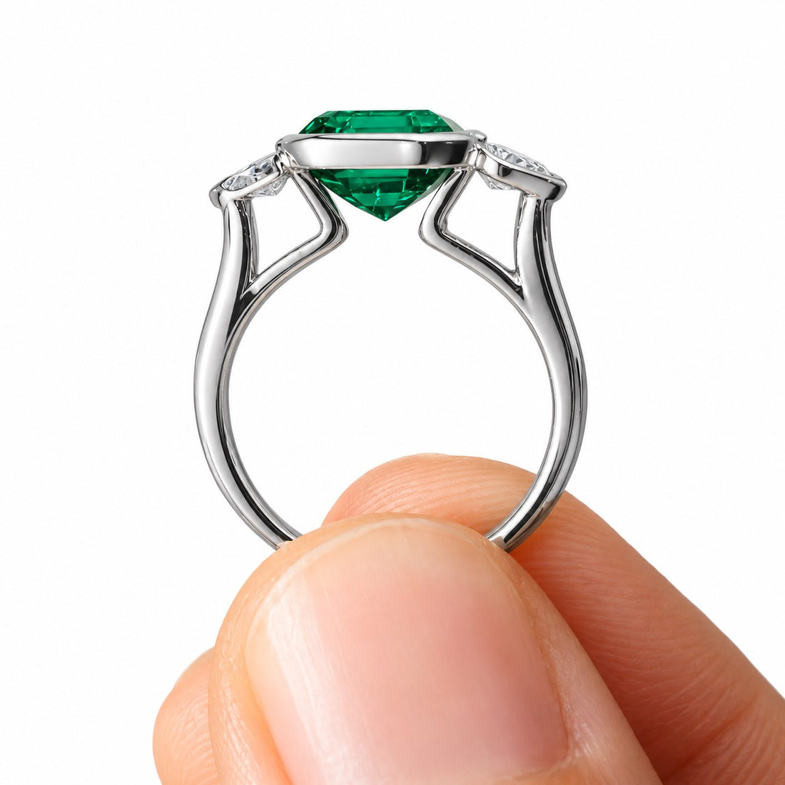 The Embrace — Emerald & Diamond Ring in 14K white gold, profile