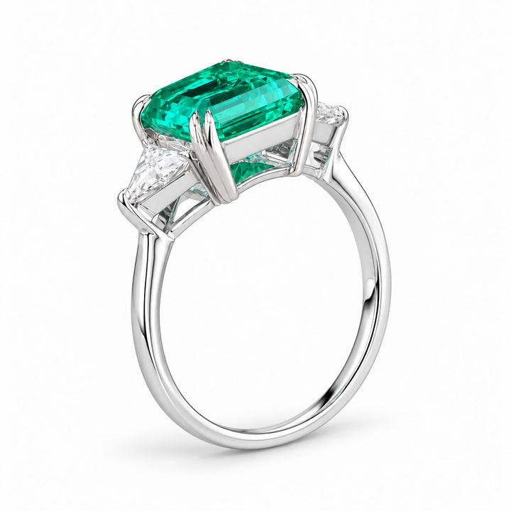 The Facet — Emerald Three-Stone Ring in 14K white gold, profile