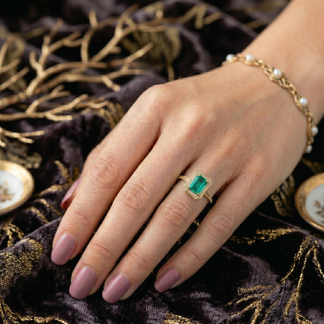 The Deco Empress — Emerald Halo Ring