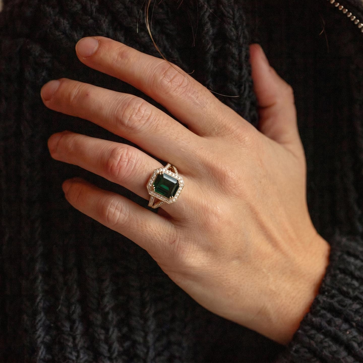 The Interlace — Split Pavé Emerald Halo